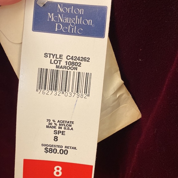 Maroon Jacket and Skirt Set - Picture 5 of 6